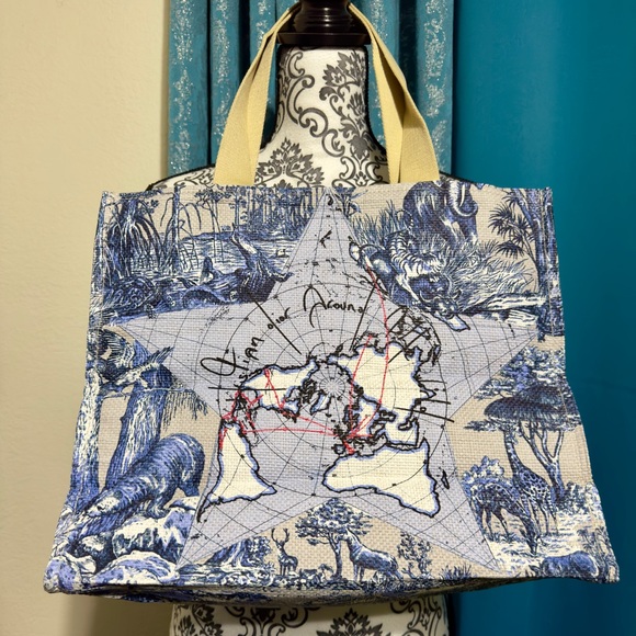 Christian Dior Platinum member birthday gift Novelty tote bag